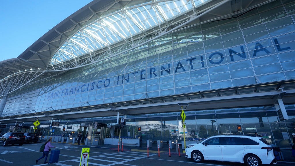 Sonoma County Airport to SFO shuttle to offer security screening, deliver passengers to gate — CBS Bay Area (KPIX), Santa Cruz Business news