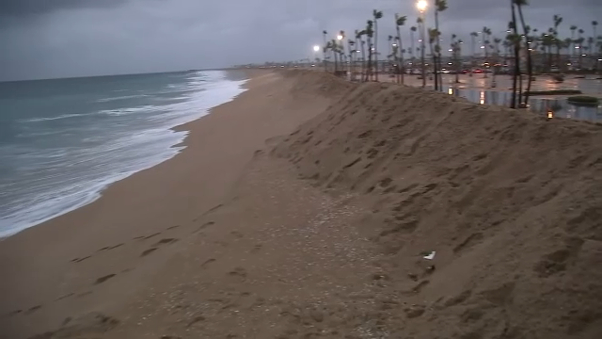 Newport Beach flooding: Some California beaches forced to close after 'unusually high' ocean water levels from Tropical Storm Rachel
       — ABC 7 Bay Area, Santa Cruz Community news
