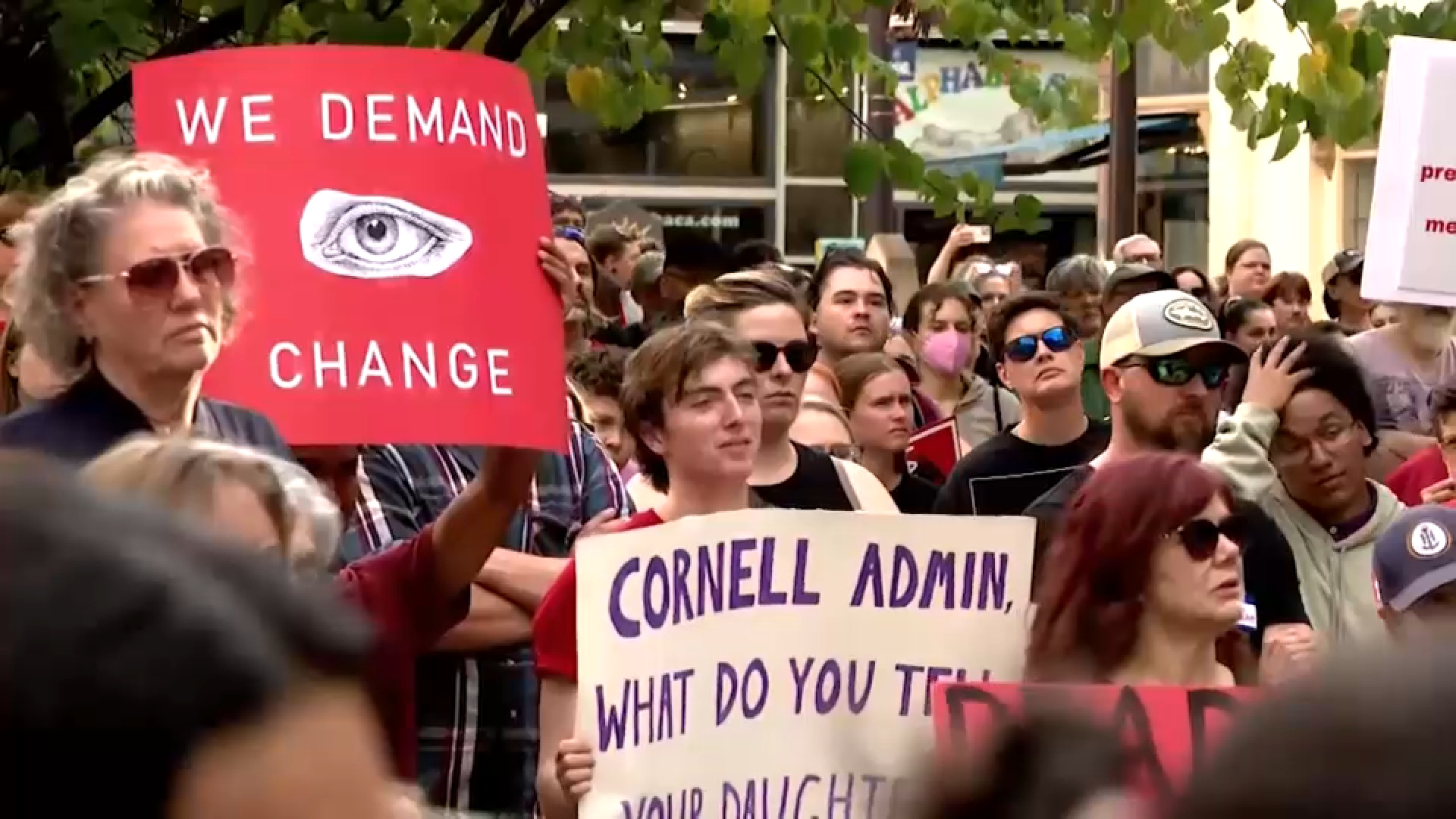 Cornell University faculty presses president as debate begins on no-confidence resolution
— ABC 7 Bay Area, Santa Cruz Schools news