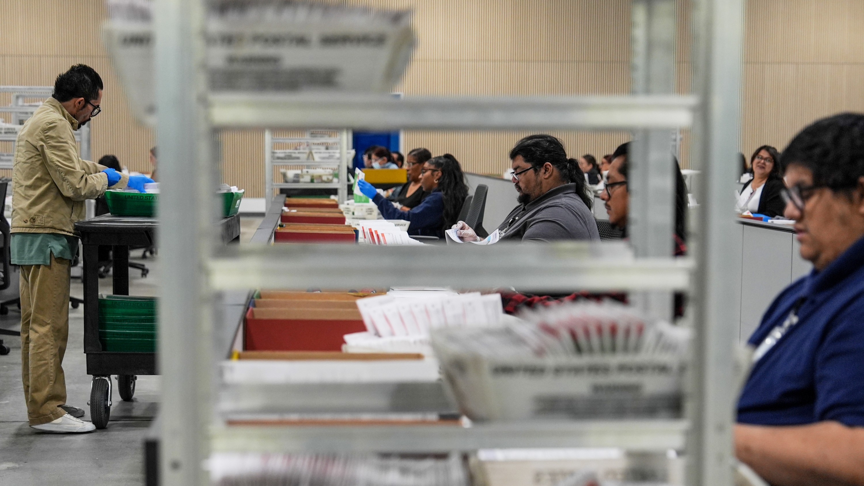 Appeals court rejects Justice Department request for California to set aside disputed ballots allegedly sent to 'noncitzen' voters
— ABC 7 Bay Area