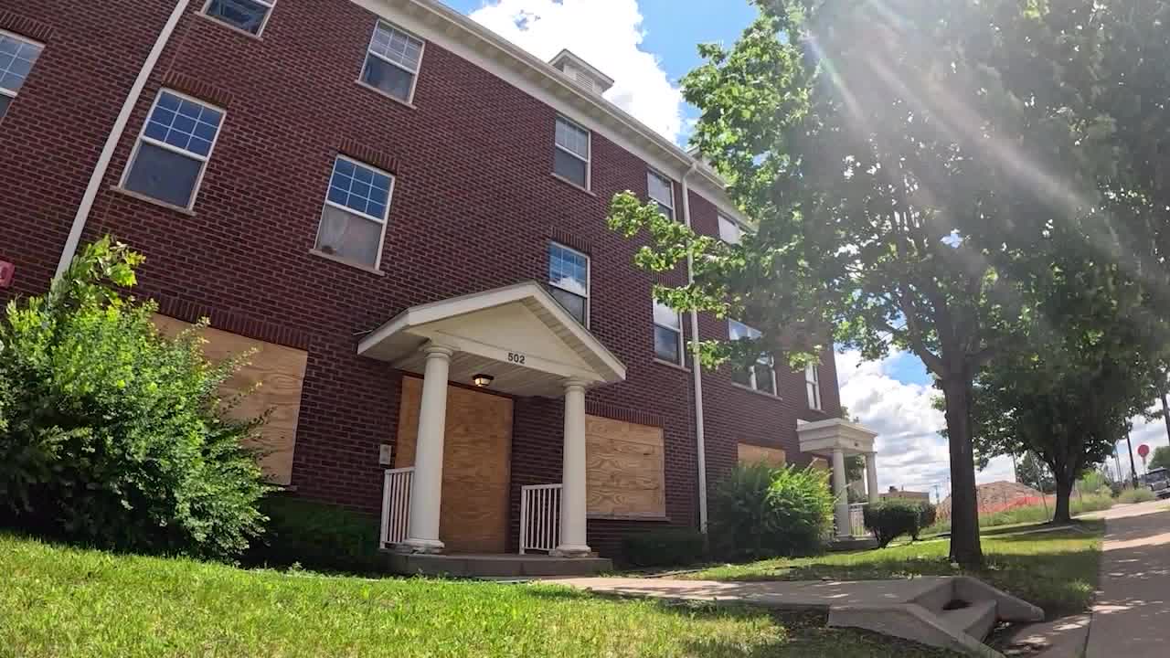 Minneapolis kicks off emergency relocation of residents at troubled Heritage Park apartments — KSTP 5