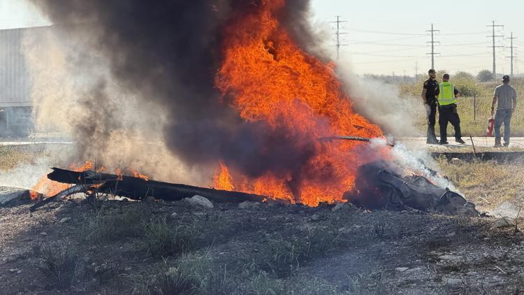 'You just want to help': Witness recounts deadly Fort Worth plane crash — WFAA (Dallas-Fort Worth), Santa Cruz Community news