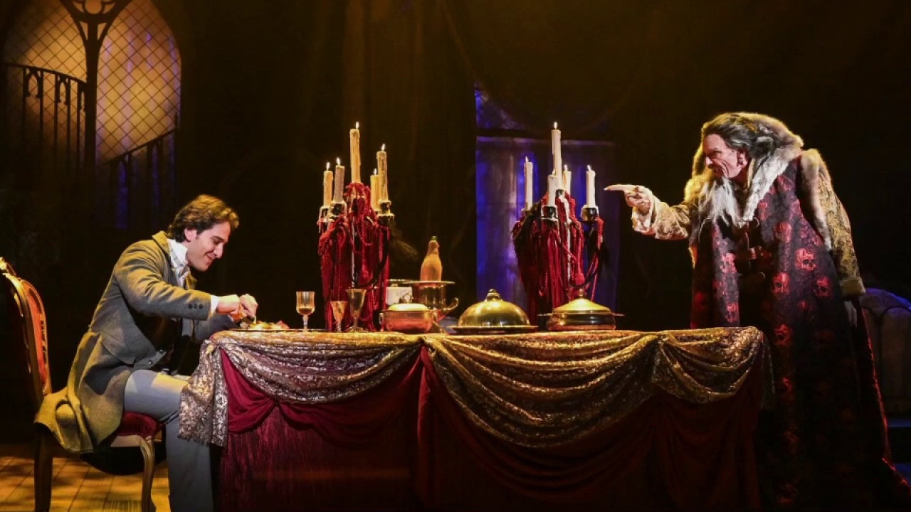 'Dracula' at TheatreWorks Silicon Valley — KTVU FOX 2 Bay Area, Santa Cruz Arts news