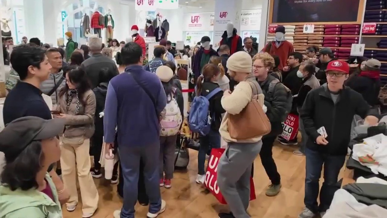 Crowds line up for grand opening of new Uniqlo store in SF — KTVU FOX 2 Bay Area, Santa Cruz Business news