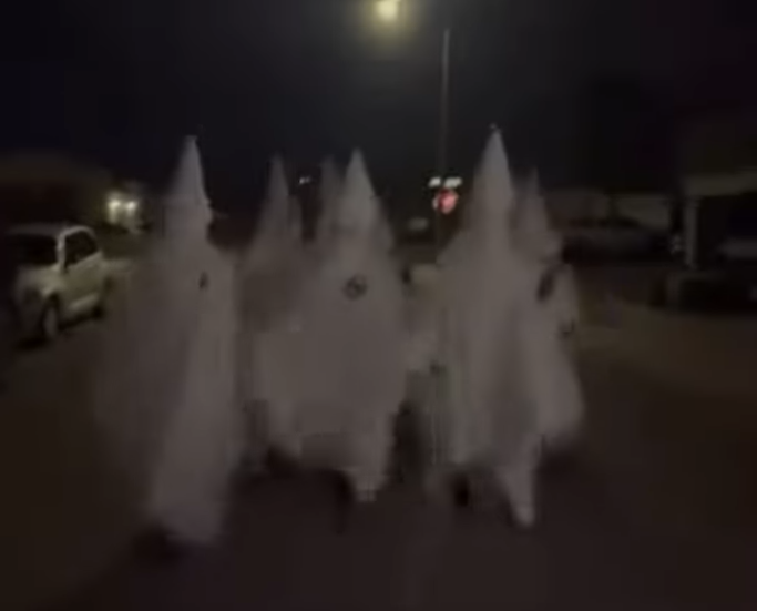 El Paso civil rights leaders, officials condemn youth in KKK robes and demand school action — Santa Cruz Schools news