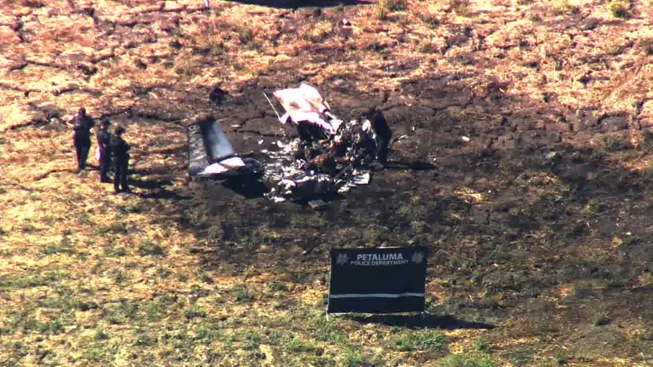 Petaluma plane crash kills 2, aerial views show severe wreckage — KTVU FOX 2 Bay Area, Santa Cruz Community news