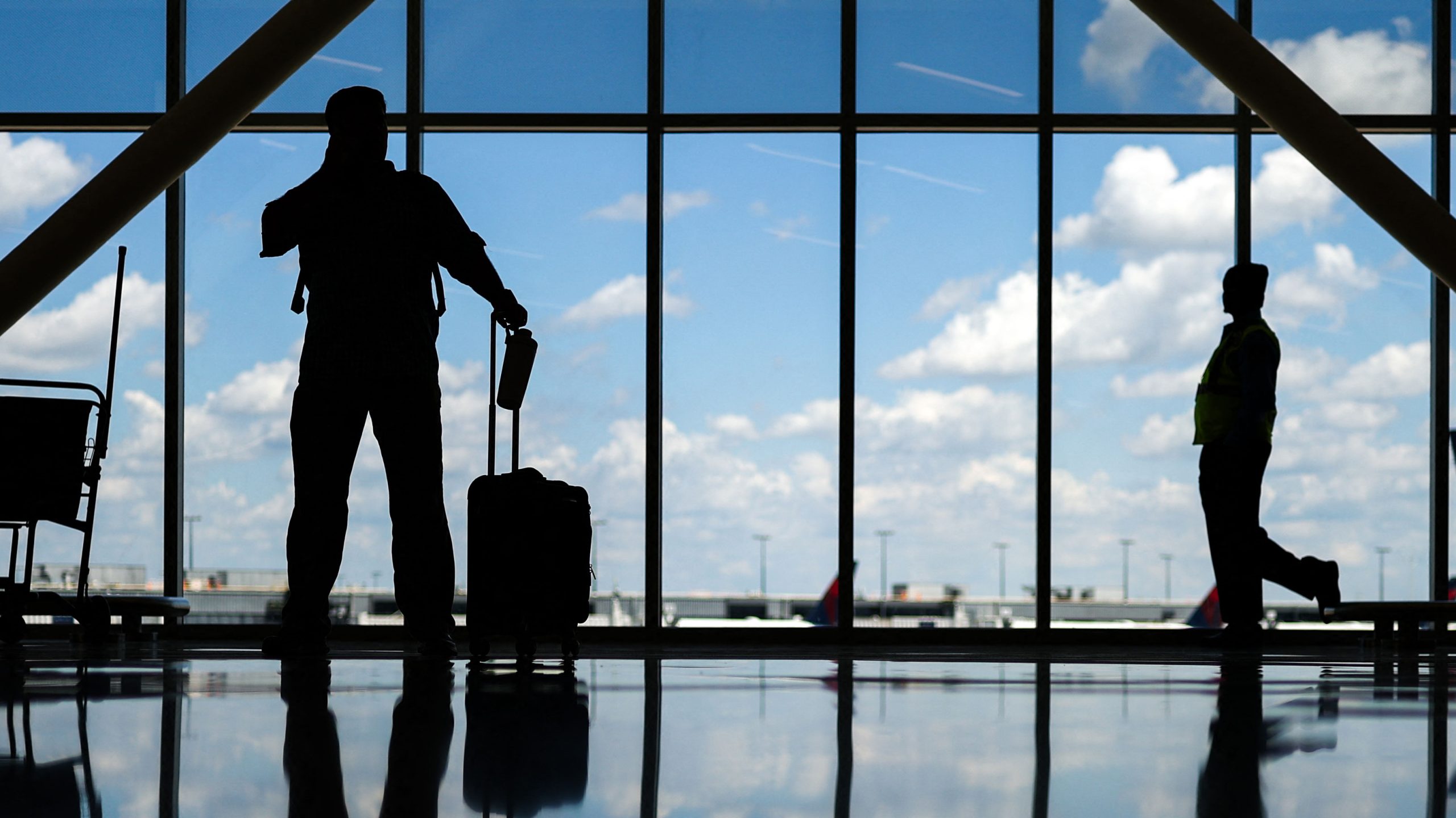 This airline received top marks in several categories in annual Forbes Travel Guide awards — KTVU FOX 2 Bay Area, Santa Cruz Community news